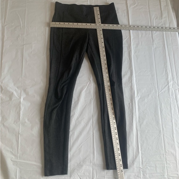 RW&CO. Womans dark grey skinny pants size  small - Picture 8 of 9